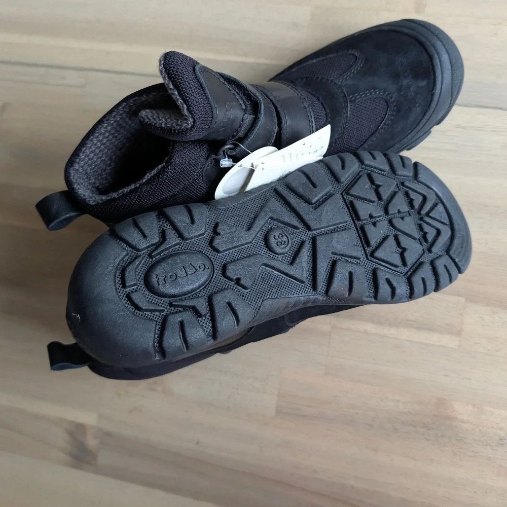 Froddo NEW!‎ Tex Waterproof Black Boots Size 38-US 6 Youth